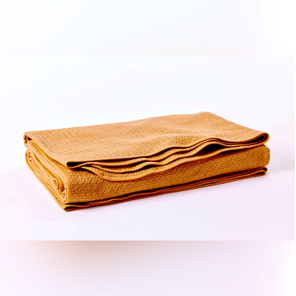 Cascade Organic Matelasse Blanket